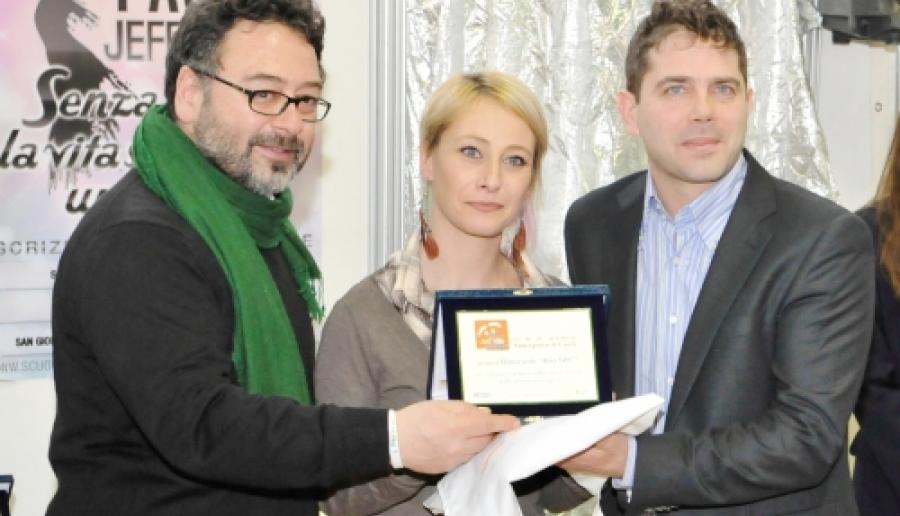 l'assessore consegna il premio migliori ristoratori 2012 l'assessore consegna il premio migliori ristoratori 2012
