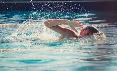 6 sport nuoto