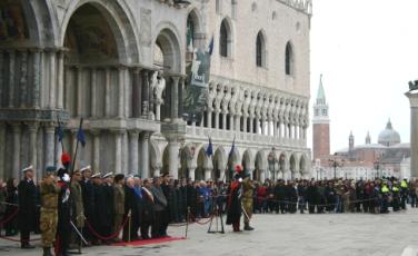 Venezia, piazza San Marco: celebrazione del 154esimo Unità d'Italia