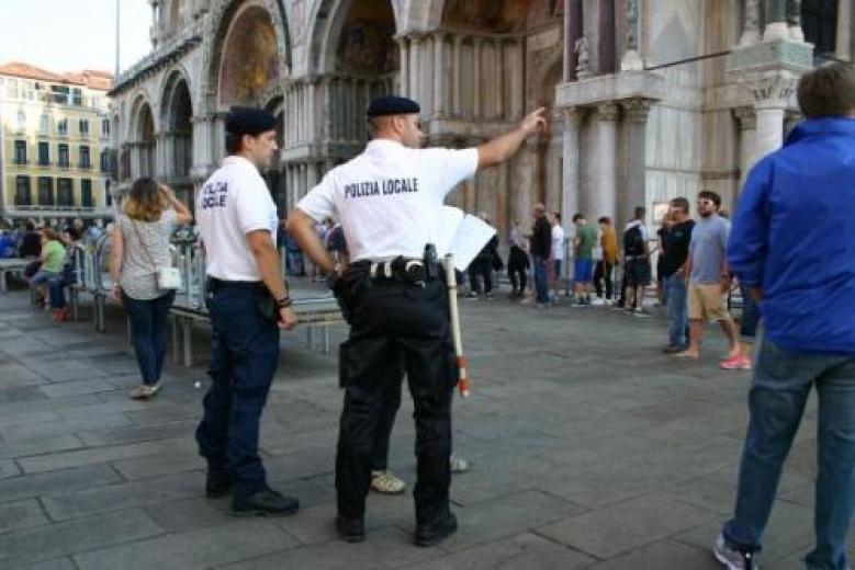 Assunzione a tempo determinato di 100 vigili Assunzione a tempo determinato di 100 vigili